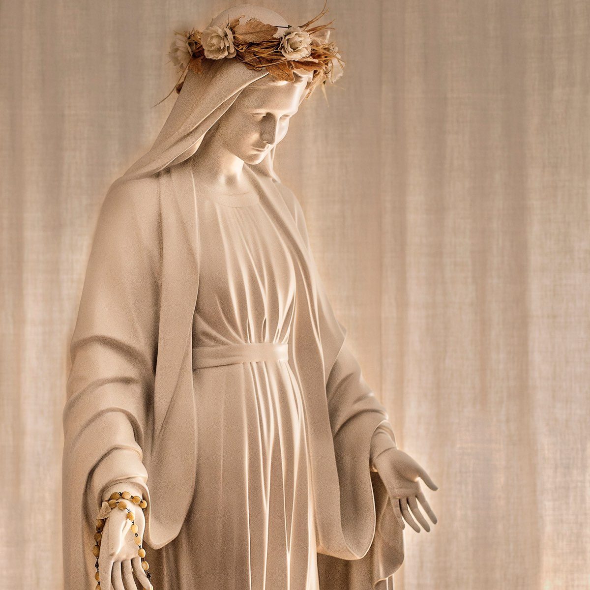 ‎Misterios Dolorosos del Santo Rosario (martes y viernes) - EP de Gran ...