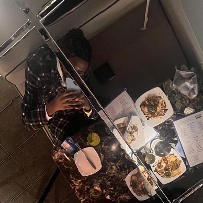 Tinder swipe(Drunk texting my exe) - Single