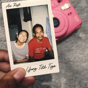 Ujung Titik Tiga Album Art