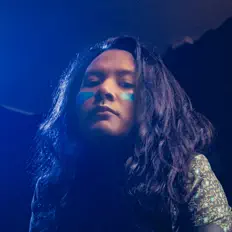 收听 Ian Pintado de Azul、观看音乐视频、阅读小传、查看巡演日期等 ！