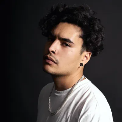Listen to Moiza, watch music videos, read bio, see tour dates & more!
