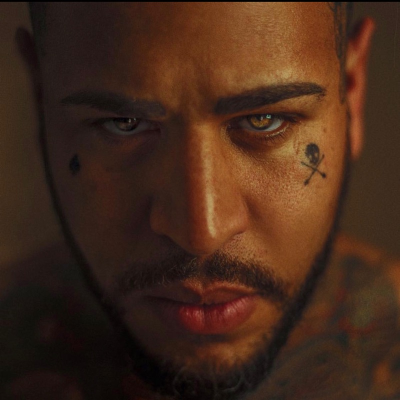 Tommy Vext