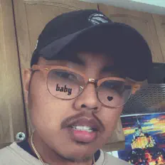 Escucha a Acey, mira videos musicales, lee su biografía, consulta las fechas de las gira y más.