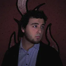 Ennis Joslinを聴いたり、ミュージックビデオを鑑賞したり、経歴やツアー日程などを確認したりしましょう！