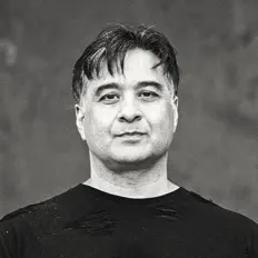 Escucha a Louis Romanos, mira videos musicales, lee su biografía, consulta las fechas de las gira y más.