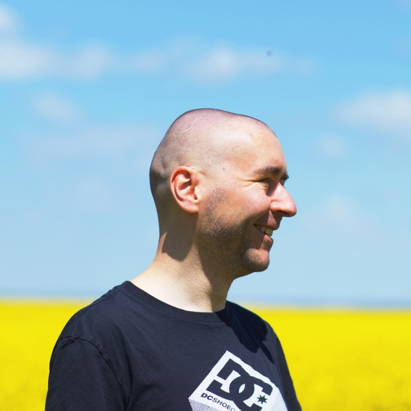 Chris Wayfarer's avatar