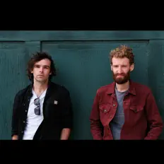 收听 Burn the Louvre、观看音乐视频、阅读小传、查看巡演日期等 ！