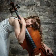 Dengarkan La Violoncelliste, tonton video musik, baca bio, lihat tanggal tur & lainnya!