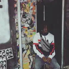 Ouça trxpsav, assista a videoclipes, leia a biografia, veja as datas das turnês e mais!