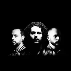 Ouve Mojo Bozo's Electric Circus, vê vídeos de música, lê a biografia, vê as datas da digressão e muito mais!