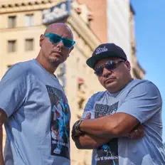 Ascolta Megamen, guarda video musicali, leggi la biografia, vedi le date del tour & altro!