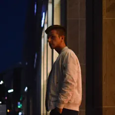 收听 NDUA、观看音乐视频、阅读小传、查看巡演日期等 ！