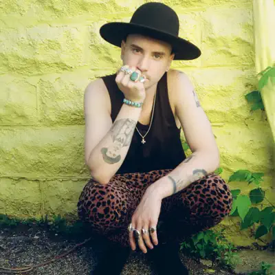 Listen to Mic Kellogg, watch music videos, read bio, see tour dates & more!