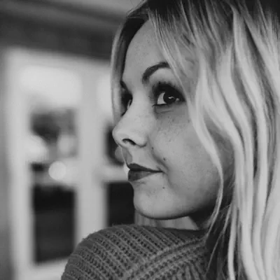 Listen to Reggie Ann, watch music videos, read bio, see tour dates & more!