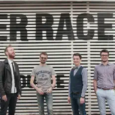 收听 Рейкьявик、观看音乐视频、阅读小传、查看巡演日期等 ！