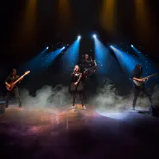 DAM을(를) 듣고, 뮤직 비디오를 보고, 약력을 읽고, 투어 일정 등을 확인하세요!