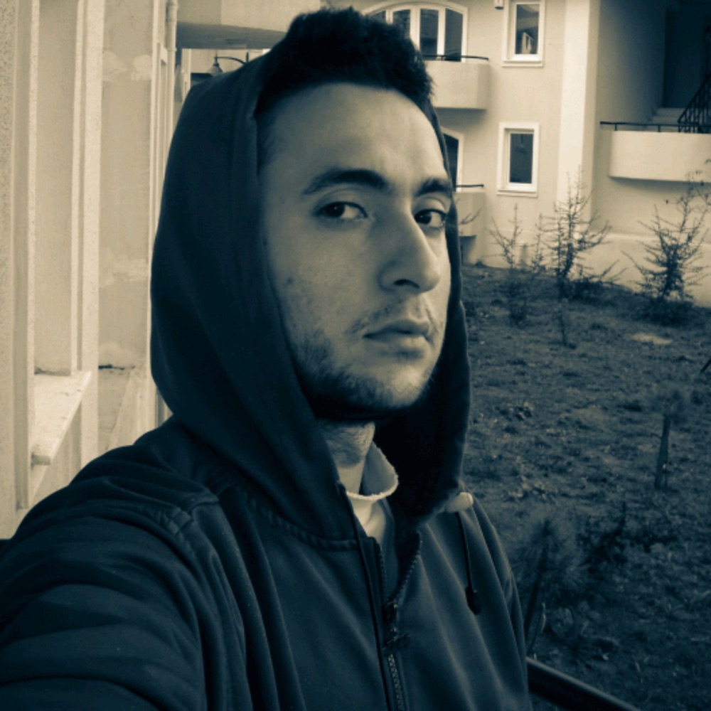 Обложка альбома «Trust on Me (feat. Gizem) - Single» — Cengizhan