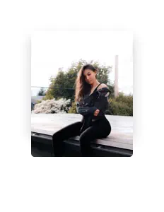 Chloe Shortを聴いたり、ミュージックビデオを鑑賞したり、経歴やツアー日程などを確認したりしましょう！