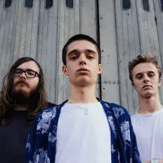 Dengarkan Kiran and the Revival, tonton video musik, baca bio, lihat tanggal tur & lainnya!