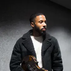 Escucha a J Hope, mira videos musicales, lee su biografía, consulta las fechas de las gira y más.