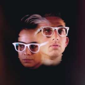 Wandering Alone (feat. Vicci Martinez) Torbjørn