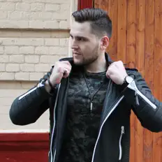 收听 TheSayid、观看音乐视频、阅读小传、查看巡演日期等 ！