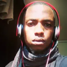 Alenzo dinle, müzik videolarını izle, biyografisini oku, tur tarihlerini ve daha fazlasını gör!