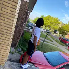 Escucha a TRell, mira videos musicales, lee su biografía, consulta las fechas de las gira y más.