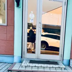 聆聽 よしむらひらく、觀看音樂影片、閱讀小傳、查看巡演日期等！