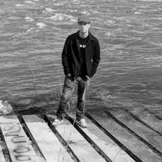 Ouve Jay Noble, vê vídeos de música, lê a biografia, vê as datas da digressão e muito mais!