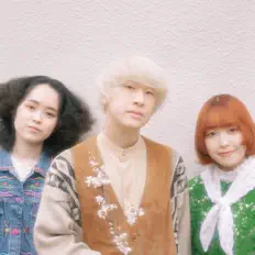 Lyric Jackを聴いたり、ミュージックビデオを鑑賞したり、経歴やツアー日程などを確認したりしましょう！