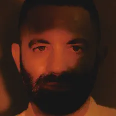 Ouve Selbor, vê vídeos de música, lê a biografia, vê as datas da digressão e muito mais!