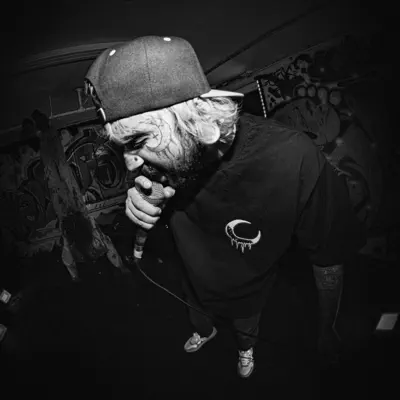 Listen to SKATTXRBRAIN, watch music videos, read bio, see tour dates & more!