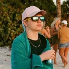 Escucha a Lil Shrimp, mira videos musicales, lee su biografía, consulta las fechas de las gira y más.