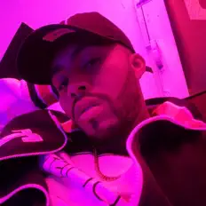 Posłuchaj wykonawcy Slim Fanton, obejrzyj teledyski, przeczytaj biografię, zobacz daty tras koncertowych i nie tylko!