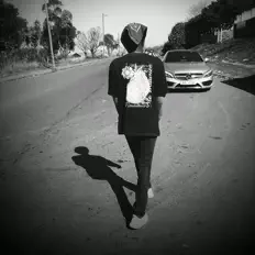 Poslechněte si interpreta XXLake, sledujte hudební videa, přečtěte si životopis, podívejte se na data turné a další informace.