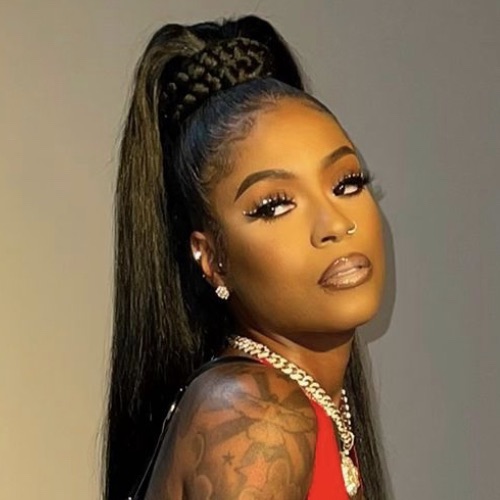 Tina (Hoodcelebrityy)'s avatar