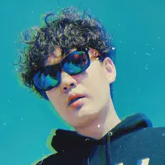 Dengarkan THE HiRO, tonton video musik, baca bio, lihat tanggal tur & lainnya!