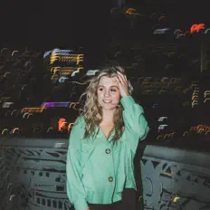 Listen to JAZLYN, watch music videos, read bio, see tour dates & more!