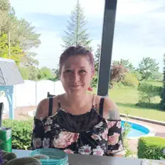 收听 Saskia Fischer、观看音乐视频、阅读小传、查看巡演日期等 ！