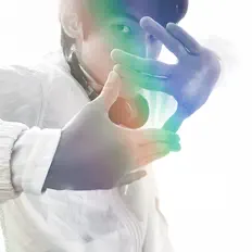 Poslechněte si interpreta OTONESIA, sledujte hudební videa, přečtěte si životopis, podívejte se na data turné a další informace.