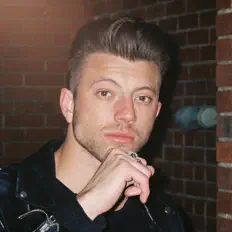 Listen to Alex Di Leo, watch music videos, read bio, see tour dates & more!