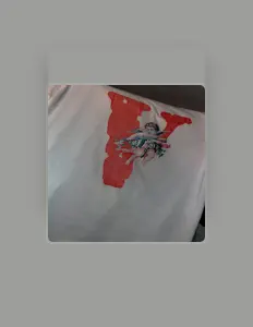 kid a lovo을(를) 듣고, 뮤직 비디오를 보고, 약력을 읽고, 투어 일정 등을 확인하세요!