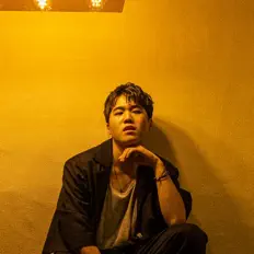 NOAH dinle, müzik videolarını izle, biyografisini oku, tur tarihlerini ve daha fazlasını gör!