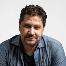 Escucha a Jason Kirkness, mira videos musicales, lee su biografía, consulta las fechas de las gira y más.