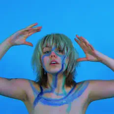 ELLI MARを聴いたり、ミュージックビデオを鑑賞したり、経歴やツアー日程などを確認したりしましょう！