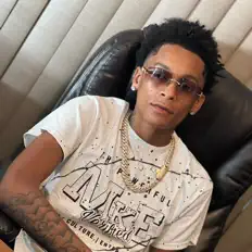 Listen to Lilrb, watch music videos, read bio, see tour dates & more!