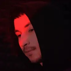 Ruslan Device सुनें, म्यूज़िक वीडियो देखें, बायो पढ़ें, दौरे की तारीखें और बहुत कुछ देखें!