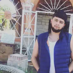 Posłuchaj wykonawcy King Weets, obejrzyj teledyski, przeczytaj biografię, zobacz daty tras koncertowych i nie tylko!