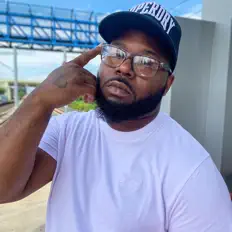 Listen to Sean Links, watch music videos, read bio, see tour dates & more!